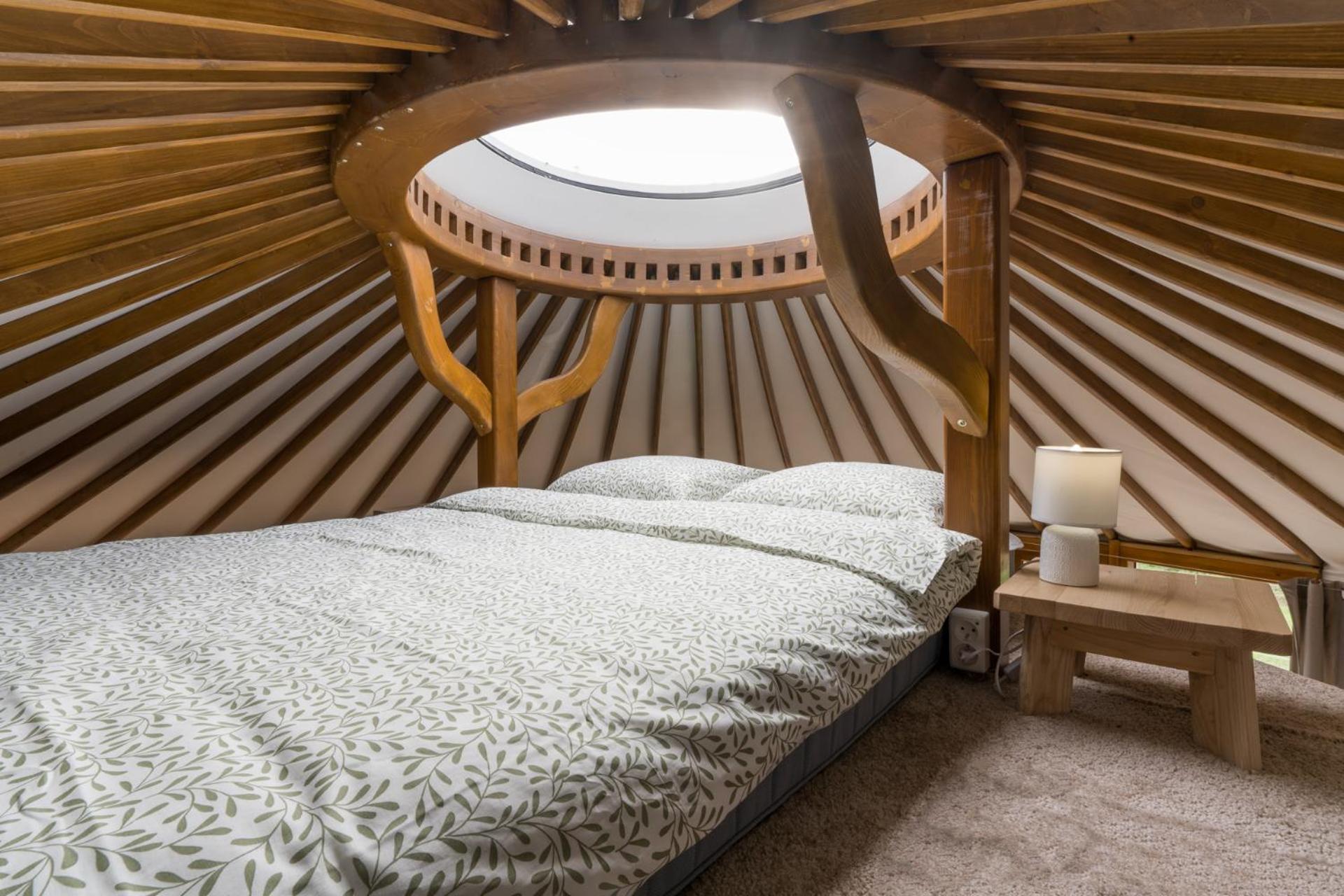 Gorski Glamping - Caloroczne Jurty Z Widokiem Tylmanowa Exterior photo